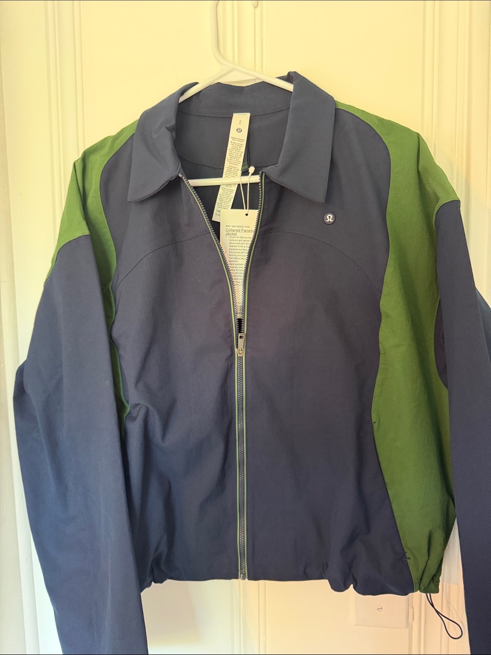Lululemon navy and green Jacket New